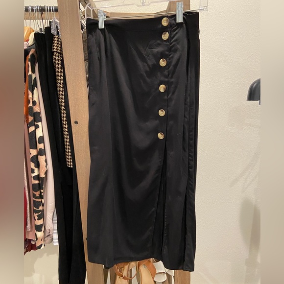 Size 4 long skirt - Picture 1 of 2